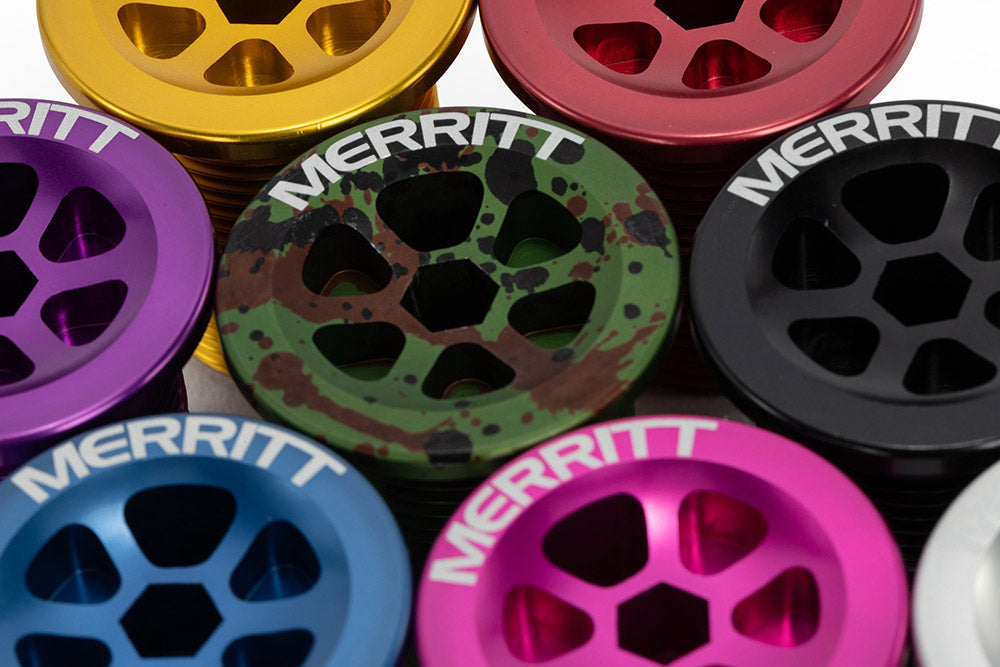 MERRITT FORK CAP WITH CABLE PASS THROUGH