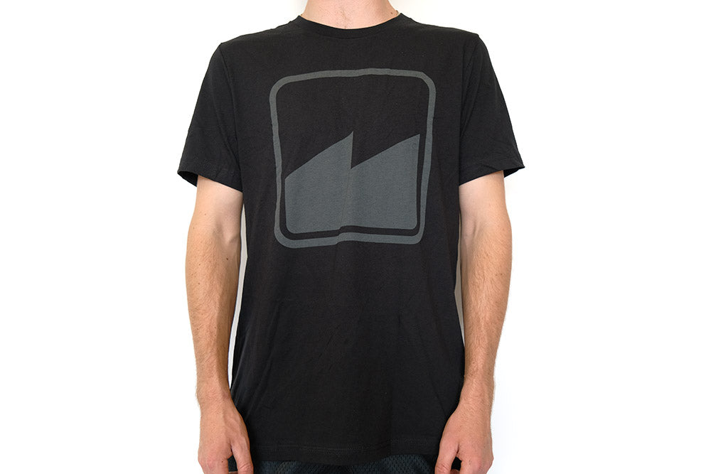 MERRITT ICON T-SHIRT